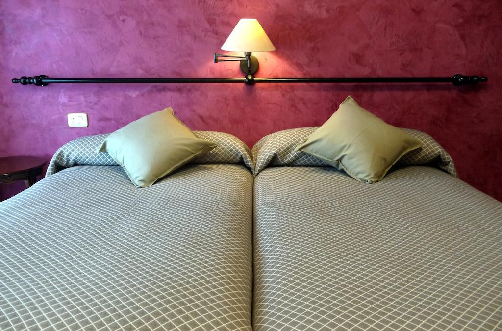 Hotel Lena Pola de Lena Oda fotoğraf